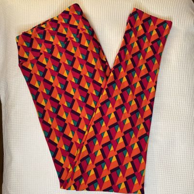 New Womans LuLaRoe Red Orange Green Plum Triangle Geo Pattern Leggings TC